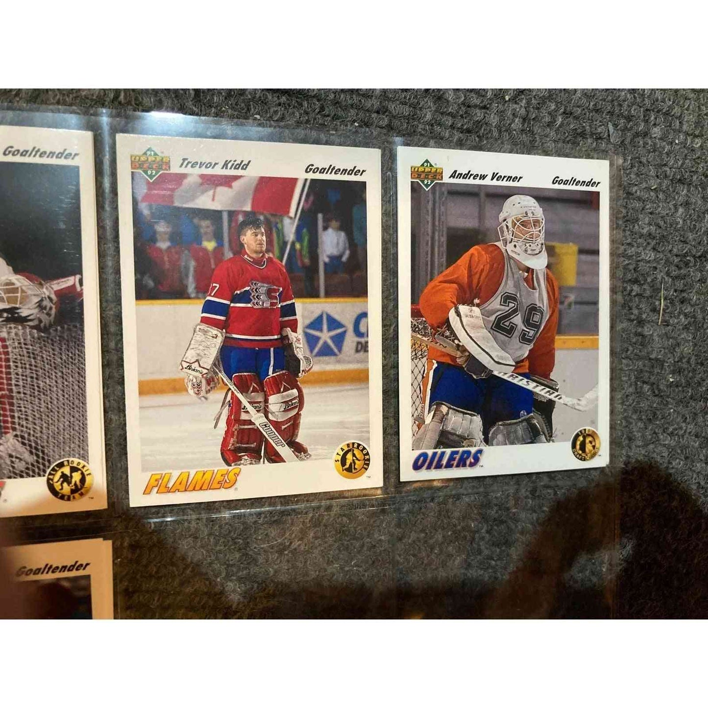 Hockey Cards: Upper Deck [1991 - 200+ CARDS!] BooksCardsNBikes