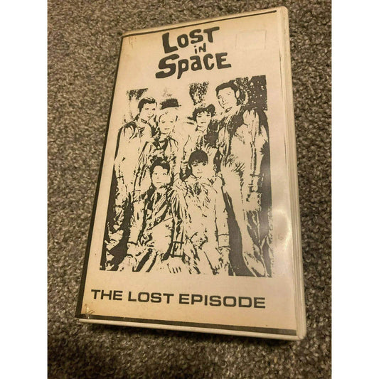 Lost in Space - The LOST Episode [VHS] BooksCardsNBikes