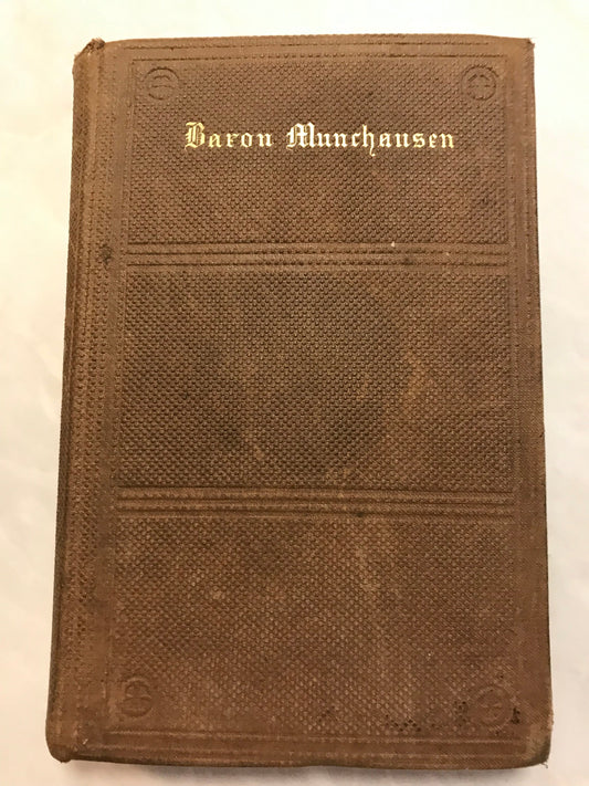 THE TRAVELS AND SURPRISING ADVENTURES OF BARON MUNCHAUSEN - Rudolf Erich Raspe BooksCardsNBikes