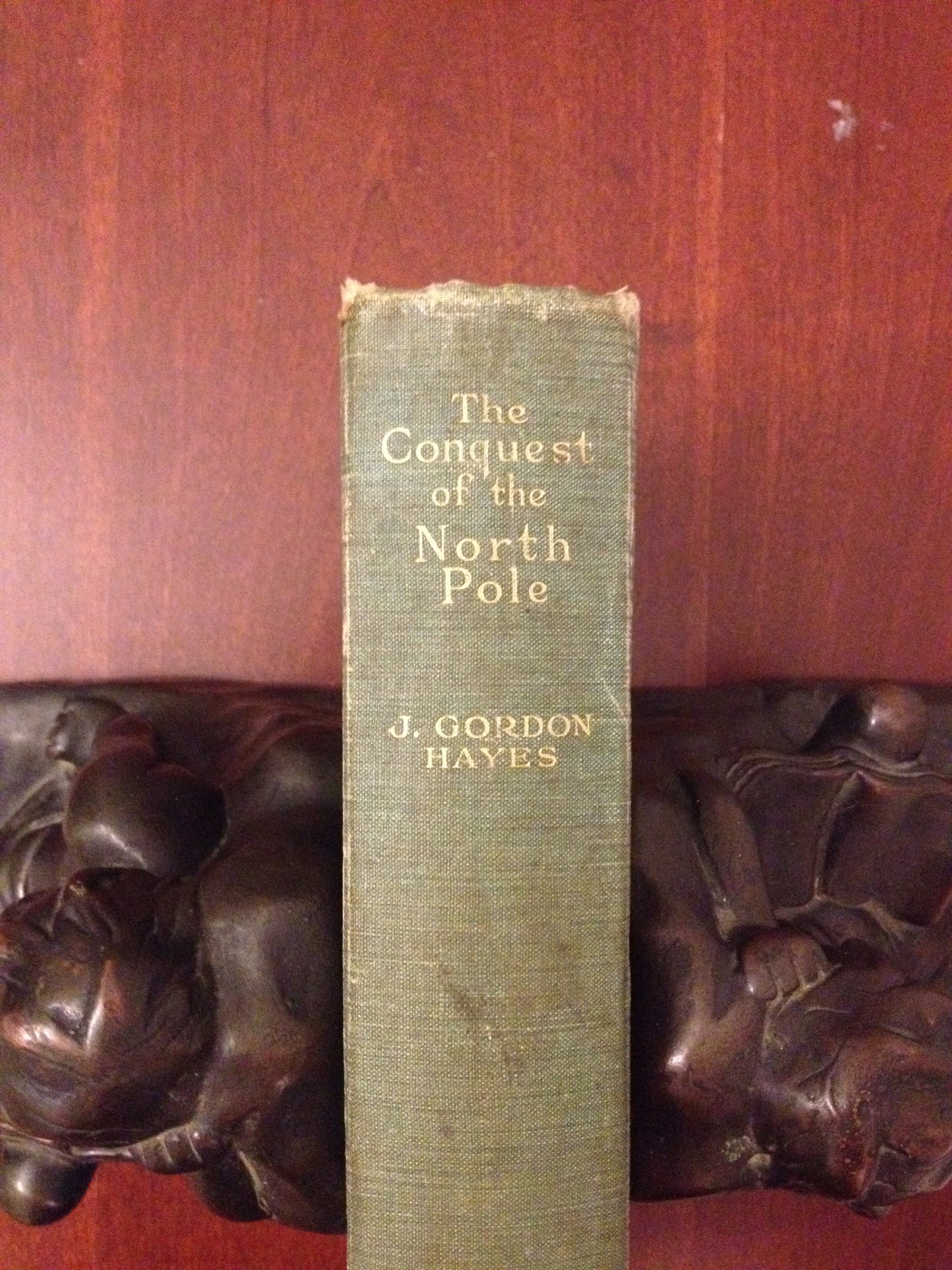 THE CONQUEST OF THE NORTH POLE  BY: J.GORDON HAYES