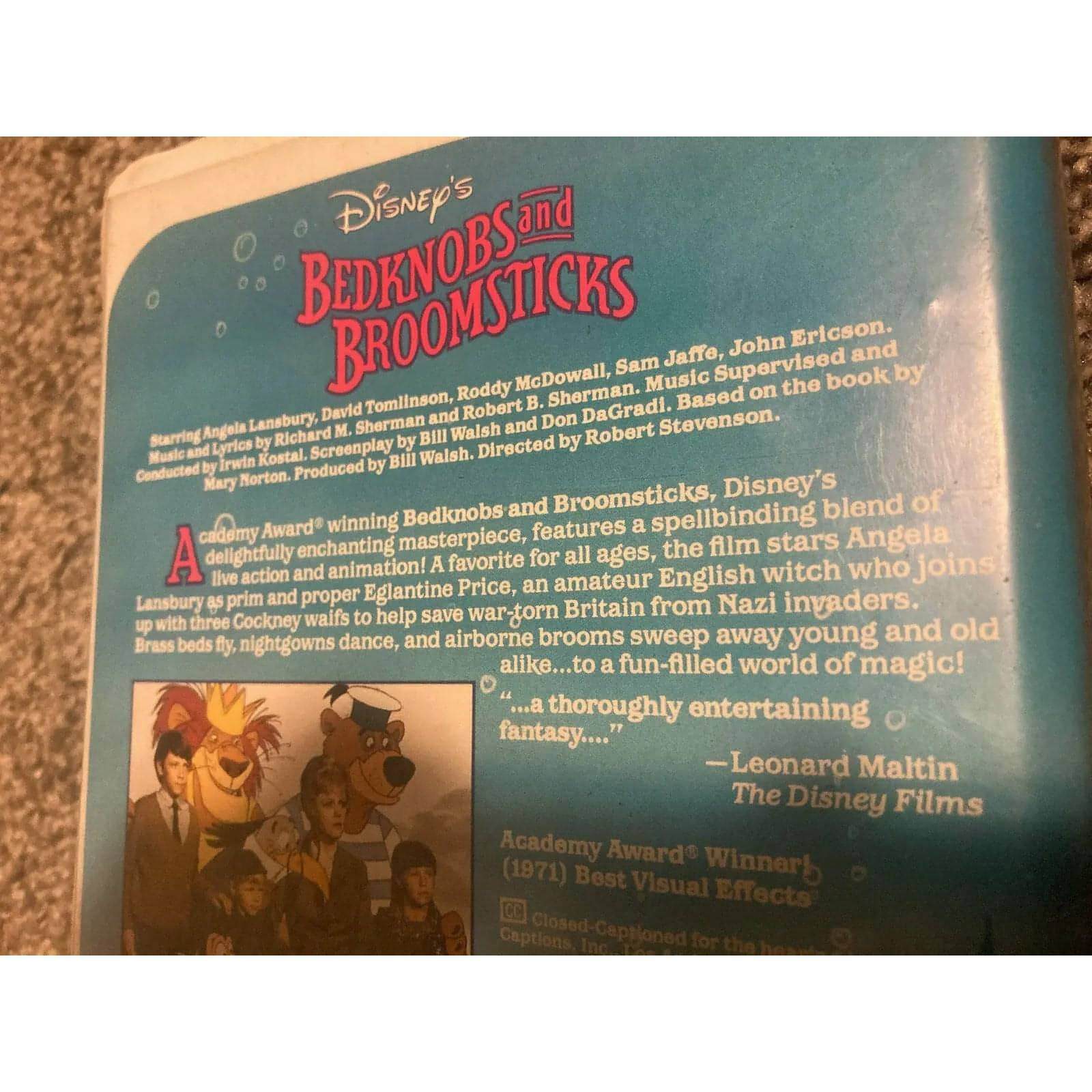 Bedknobs Broomsticks (VHS, 1997 - Disney) BooksCardsNBikes