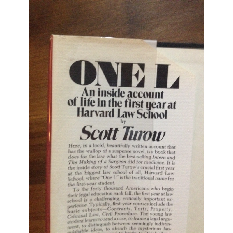 ONE L - AN INSIDE ACCOUNT OF LIFE IN THE FIRST YEAR AT HARVARD LAW SCHOOL BY: SCOTT TUROW BooksCardsNBikes