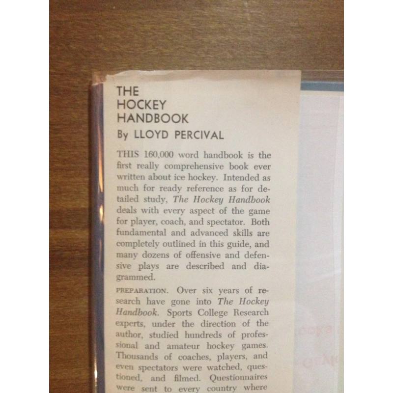 THE HOCKEY HANDBOOK  BY: LLOYD PERCIVAL BooksCardsNBikes