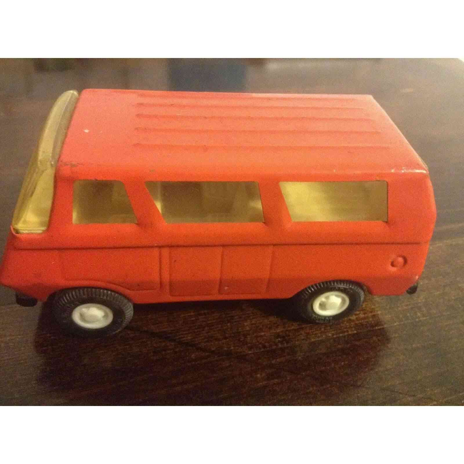 Tonka Van [Toy Car Metal Red] [Yellow Windows] BooksCardsNBikes