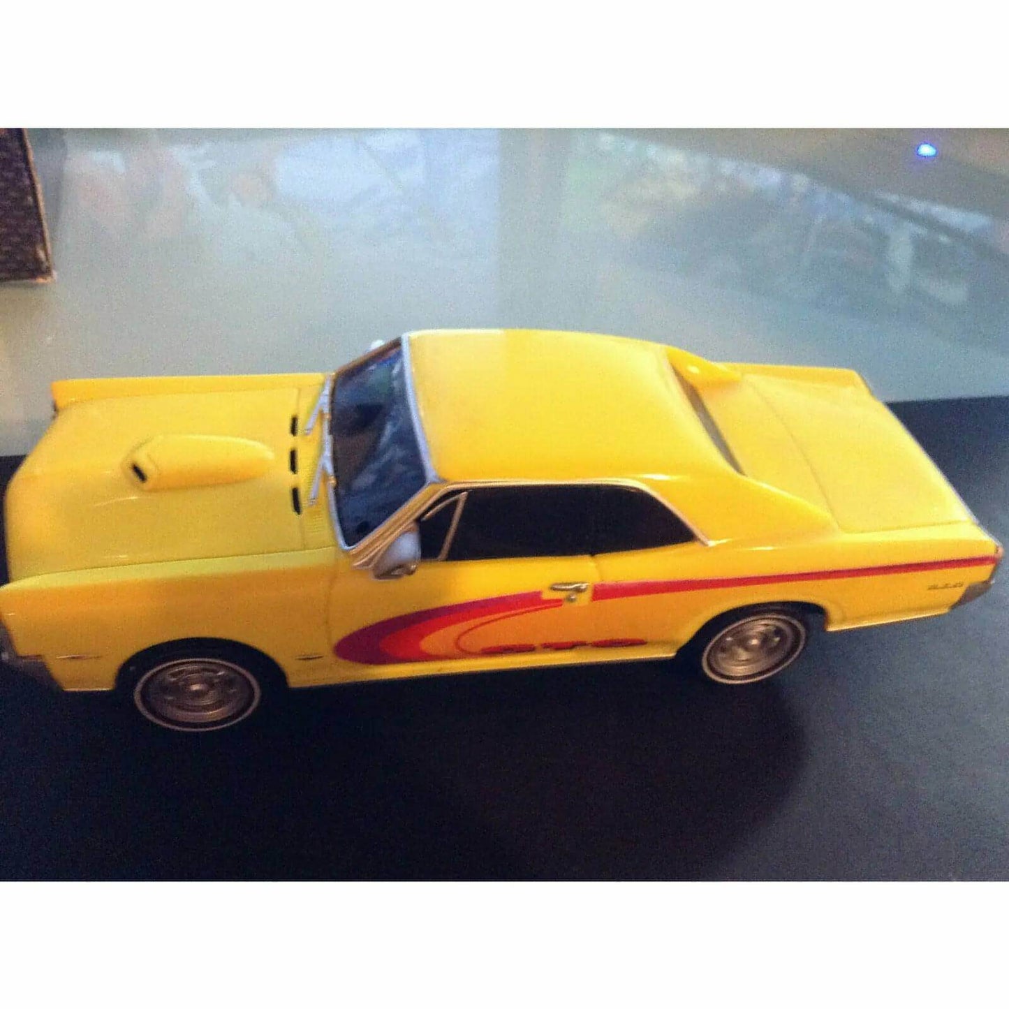Toymax Pontiac GTO [1966 - 1999 Toy car] BooksCardsNBikes