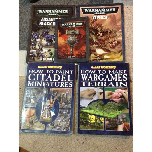 Warhammer 40,000 + Games Workshop Books [How To] BooksCardsNBikes